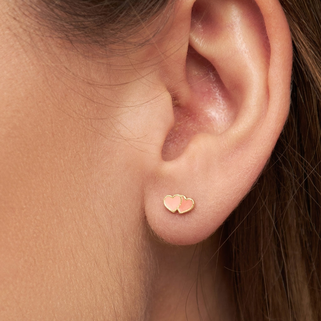LULU Copenhagen 2Hearts örhänge 1 st guldpläterad Ear stud, 1 pcs Burnt Coral-Orange Coral
