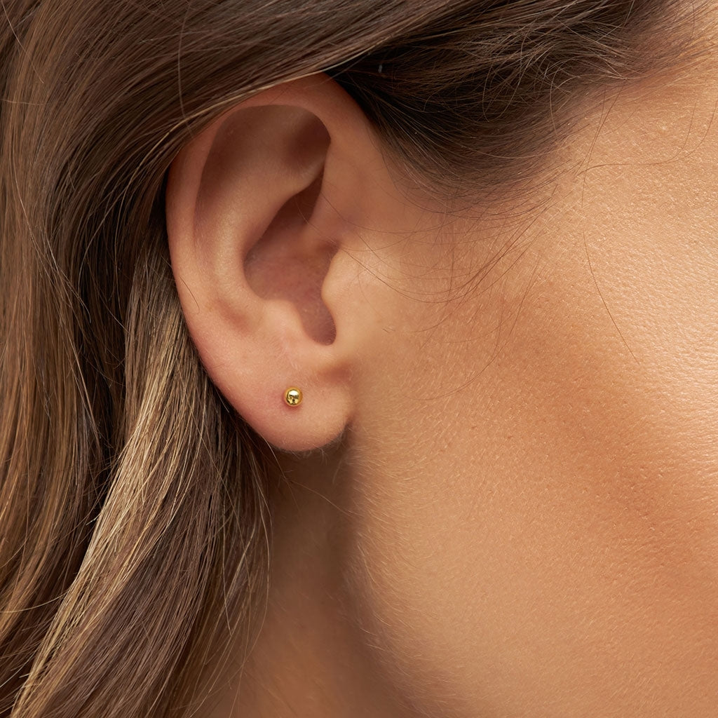 LULU Copenhagen Ball örhÀnge 1 st Ear stud, 1 pcs GuldplÀterad