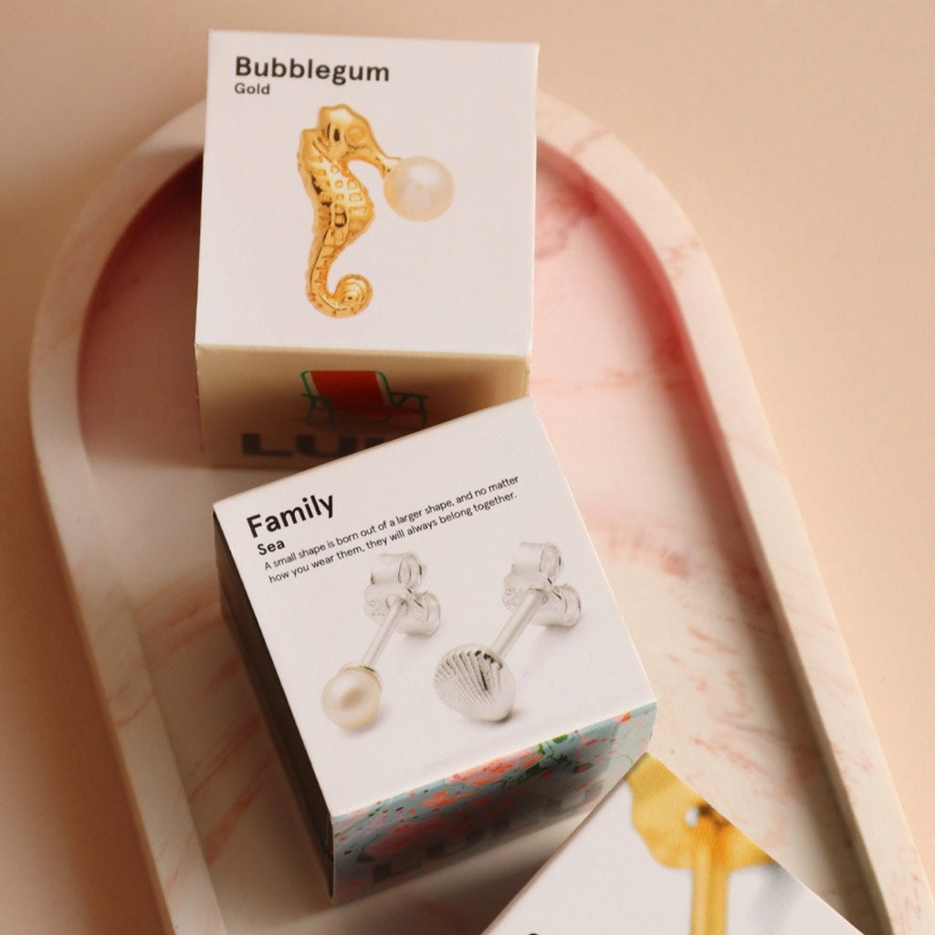 LULU Copenhagen Bubblegum örhÀnge 1 st. Ear stud, 1 pcs GuldplÀterad