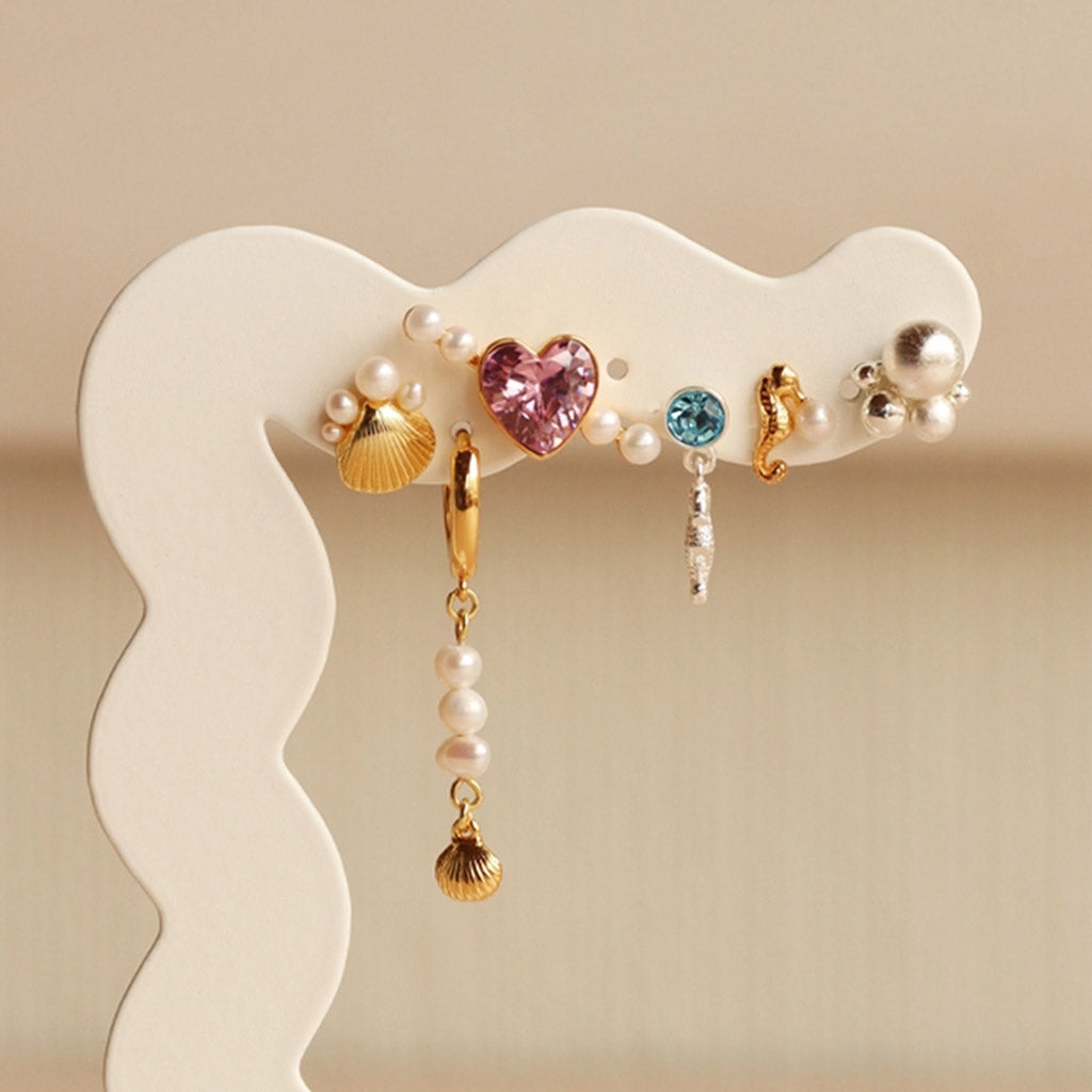 LULU Copenhagen Bubblegum örhÀnge 1 st. Ear stud, 1 pcs GuldplÀterad