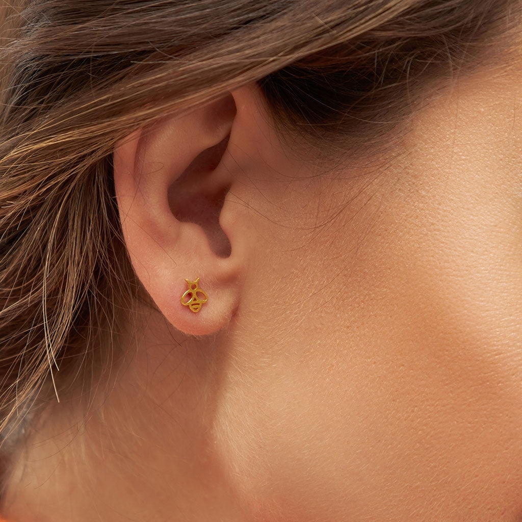 LULU Copenhagen Bzzzz örhänge 1 st Ear stud, 1 pcs Guldpläterad