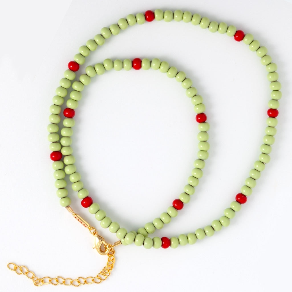 LULU Copenhagen Color Ball Halsband kort Necklaces Silk Light Green/Passion Red
