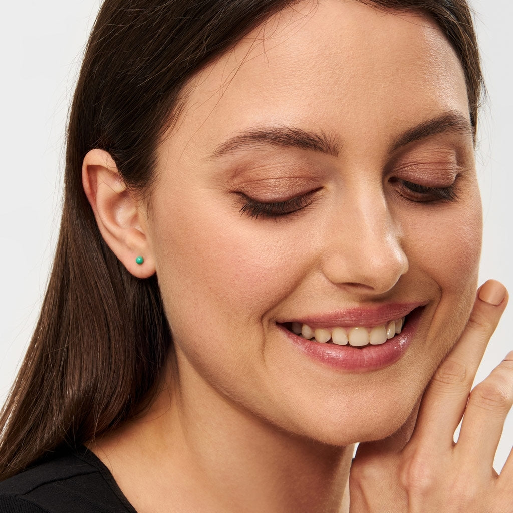 LULU Copenhagen Color Ball örhÀnge 1 st Ear stud, 1 pcs Ljusgrön