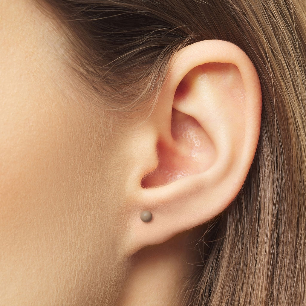 LULU Copenhagen Color Ball örhÀnge 1 st Ear stud, 1 pcs Mocha Mousse