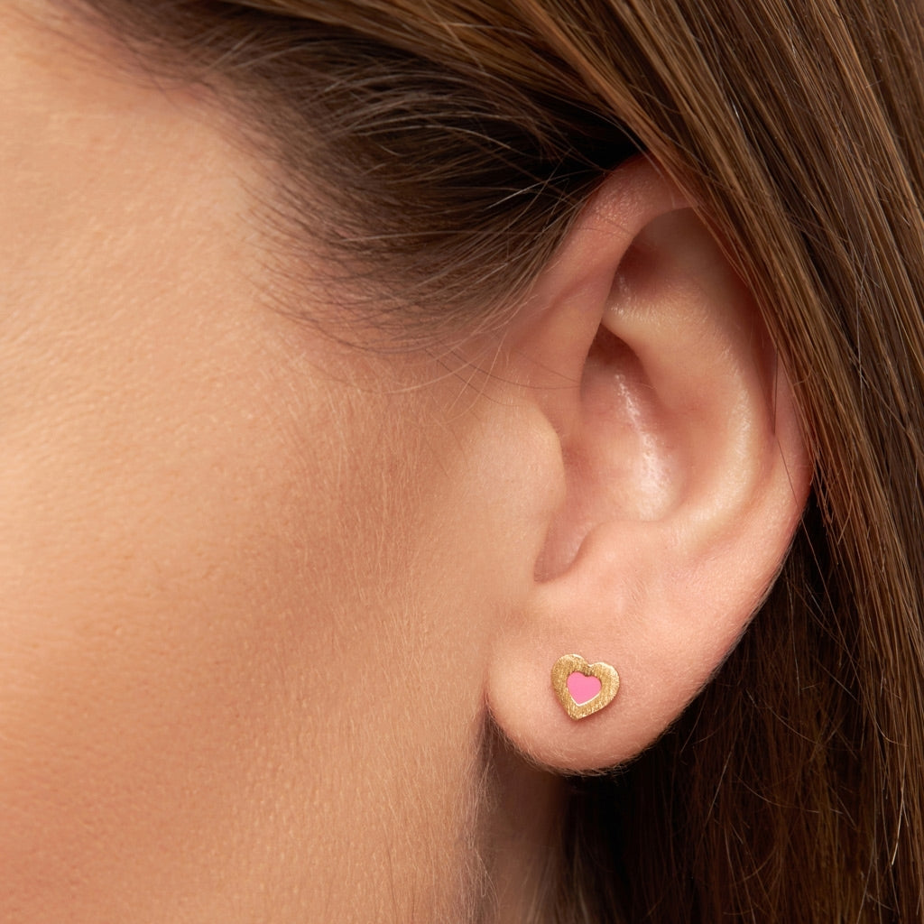 LULU Copenhagen Color Heart örhänge 1 st guldpläterad Ear stud, 1 pcs Pink