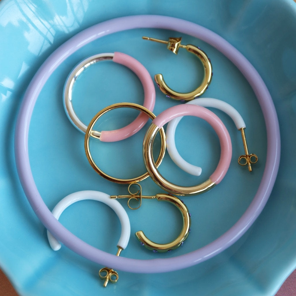 LULU Copenhagen Color Hoops Medium par Hoops Vit