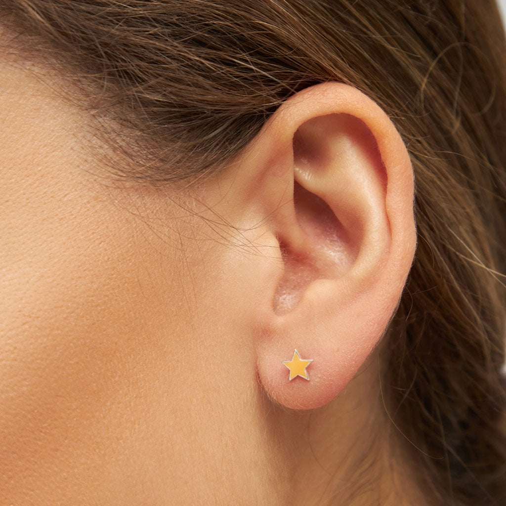 LULU Copenhagen Color Star örhänge 1 st silver Ear stud, 1 pcs Marigold