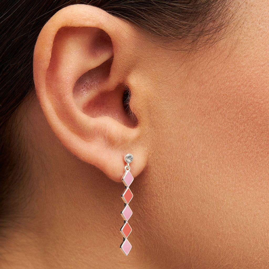 LULU Copenhagen Confetti Long örhÀnge 1 st silverplÀterad Ear stud, 1 pcs Orange Coral - Light Pink