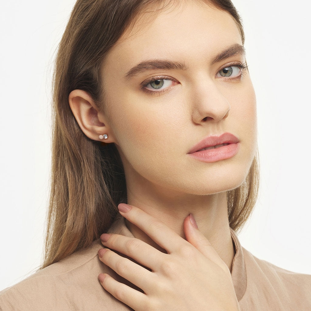 LULU Copenhagen Diamond Eye 1 st Ear stud, 1 pcs Dusty Peach/Crystal
