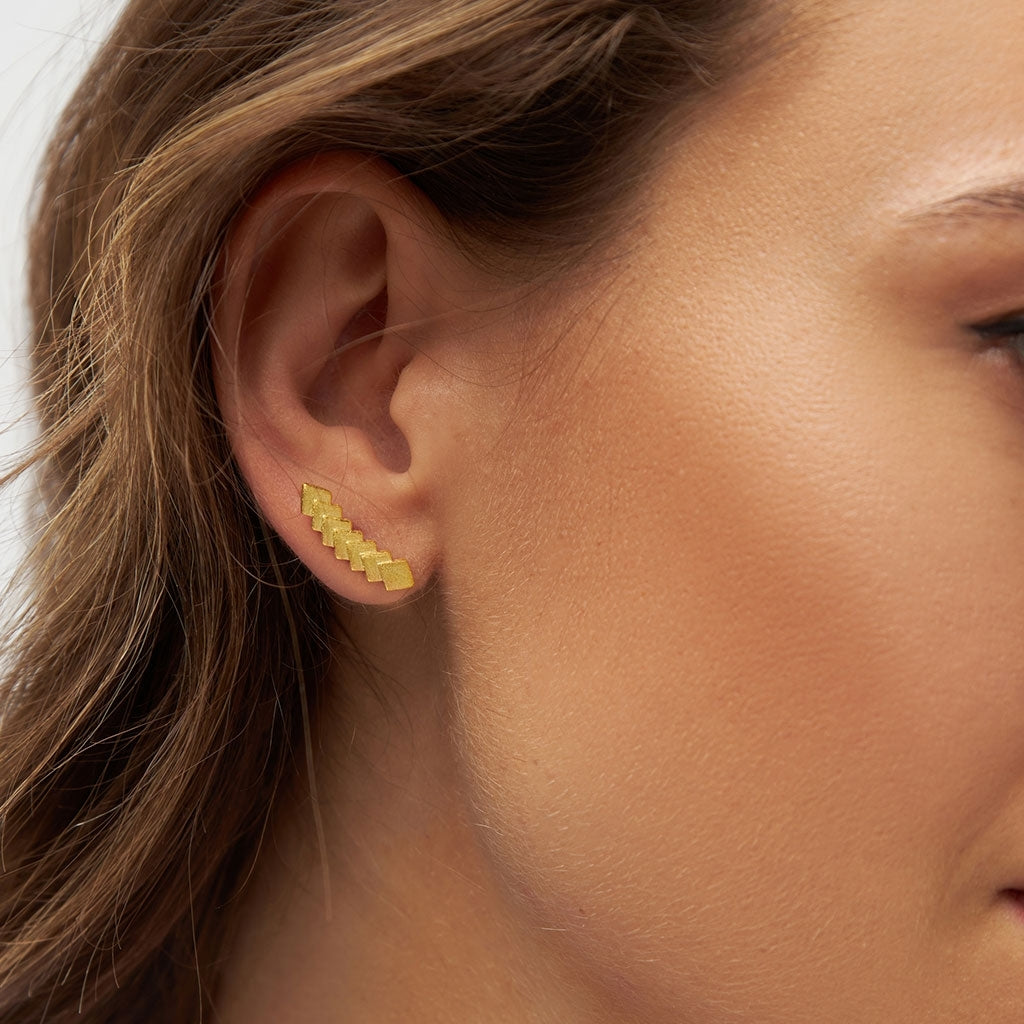LULU Copenhagen Domino 7 örhänge 1 st Ear stud, 1 pcs Guldpläterad
