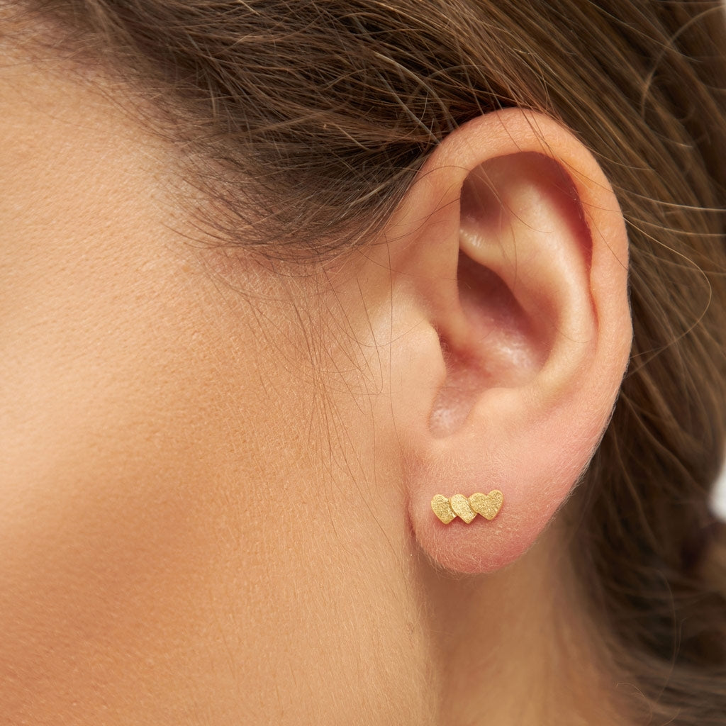 LULU Copenhagen Domino Hearts 3 örhänge 1 st Ear stud, 1 pcs Guldpläterad