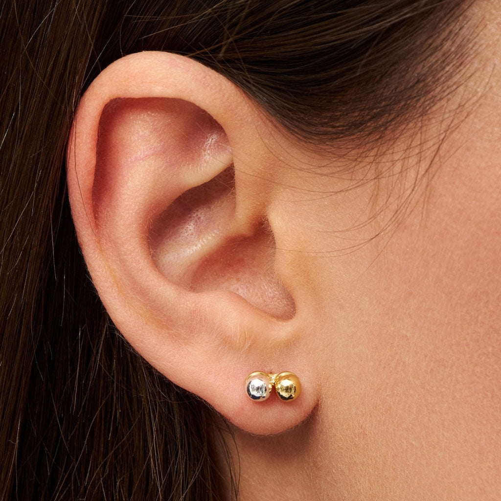 LULU Copenhagen Double Color Ball örhänge 1 st Ear stud, 1 pcs Gold-Silver
