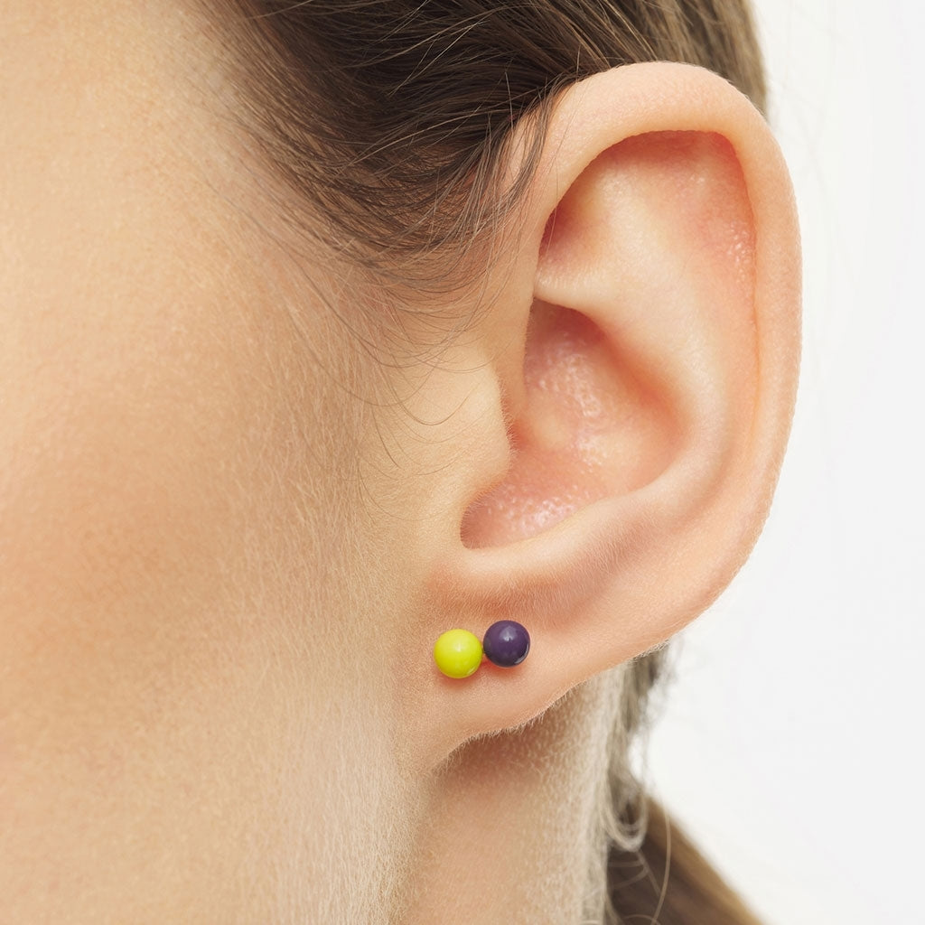 LULU Copenhagen Double Color Ball örhÀnge 1 st Ear stud, 1 pcs Wild Lime/Purple Harvest