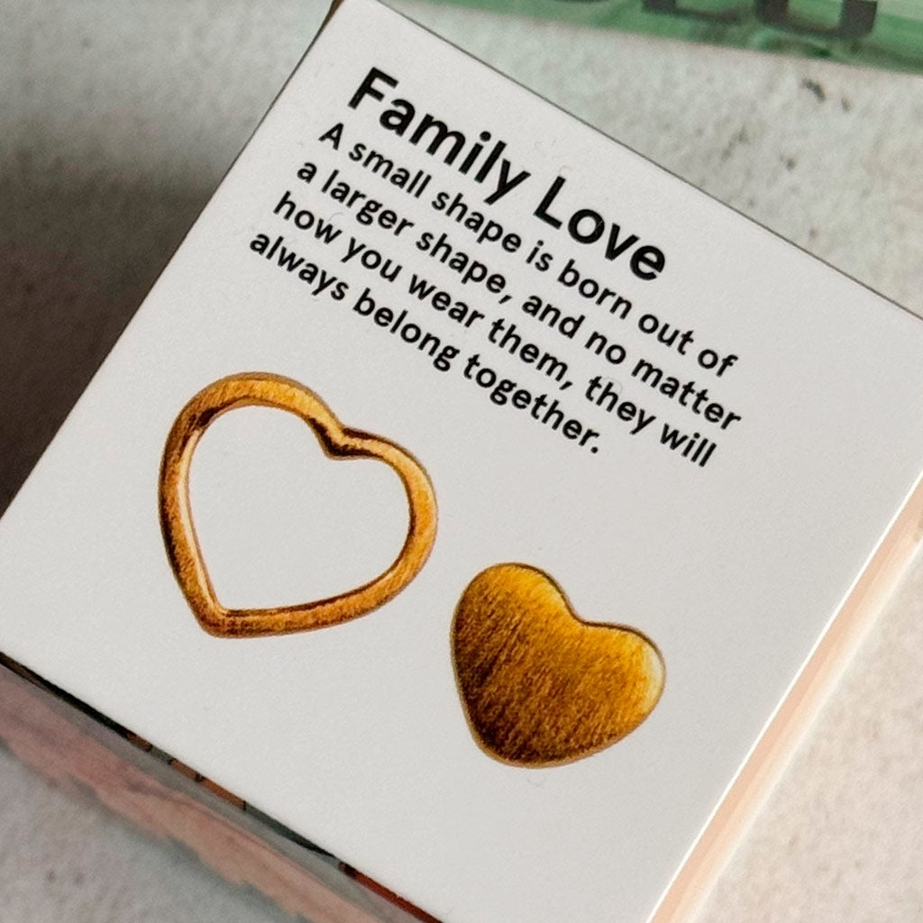 LULU Copenhagen Family Love ĂrhĂ€ngen par borstad Earrings, pairs GuldplĂ€terad