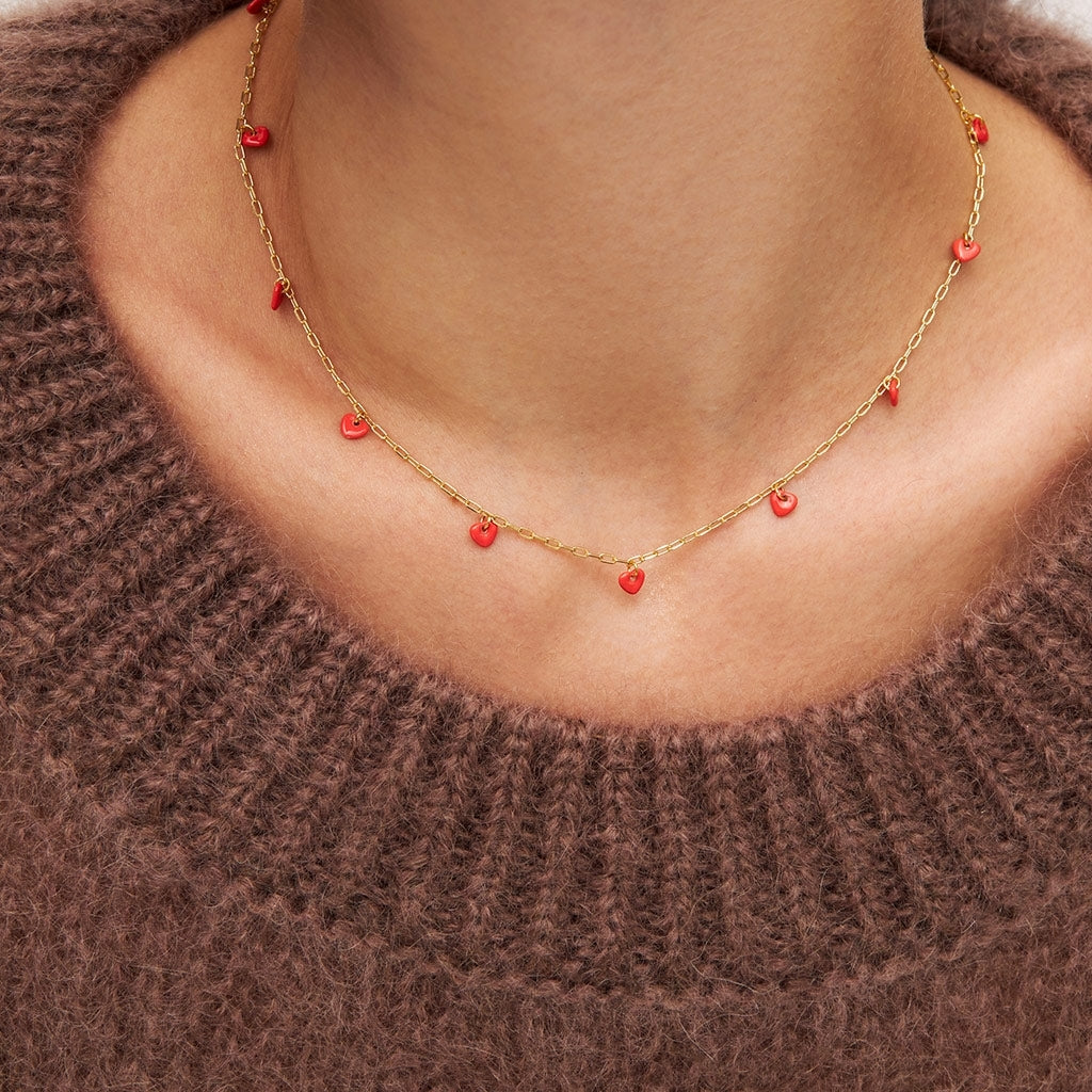 LULU Copenhagen Love U Halsband guldplÀterad Necklaces LÀppstift röd