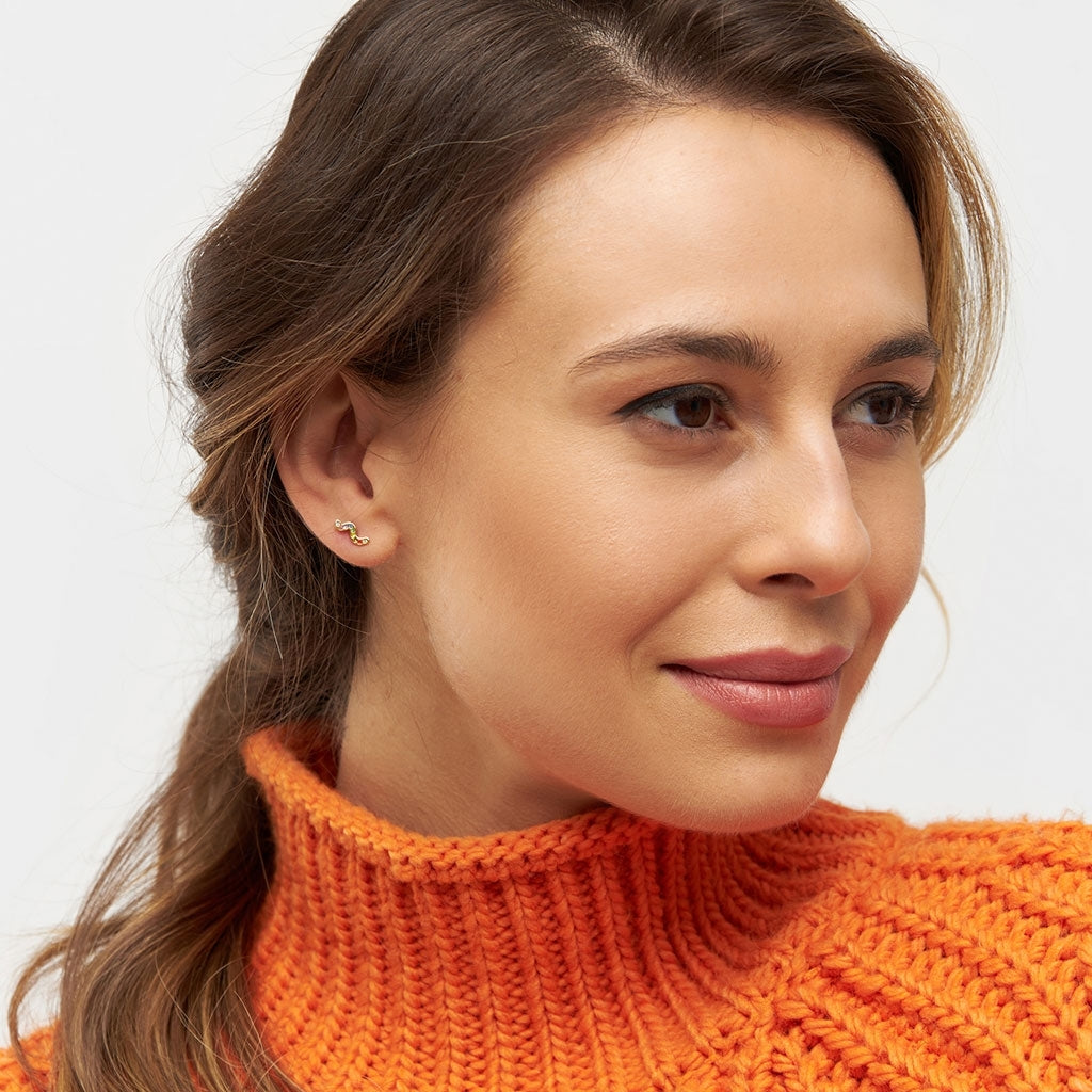 LULU Copenhagen Snaky örhÀnge 1 st guldplÀterad Ear stud, 1 pcs Rainbow