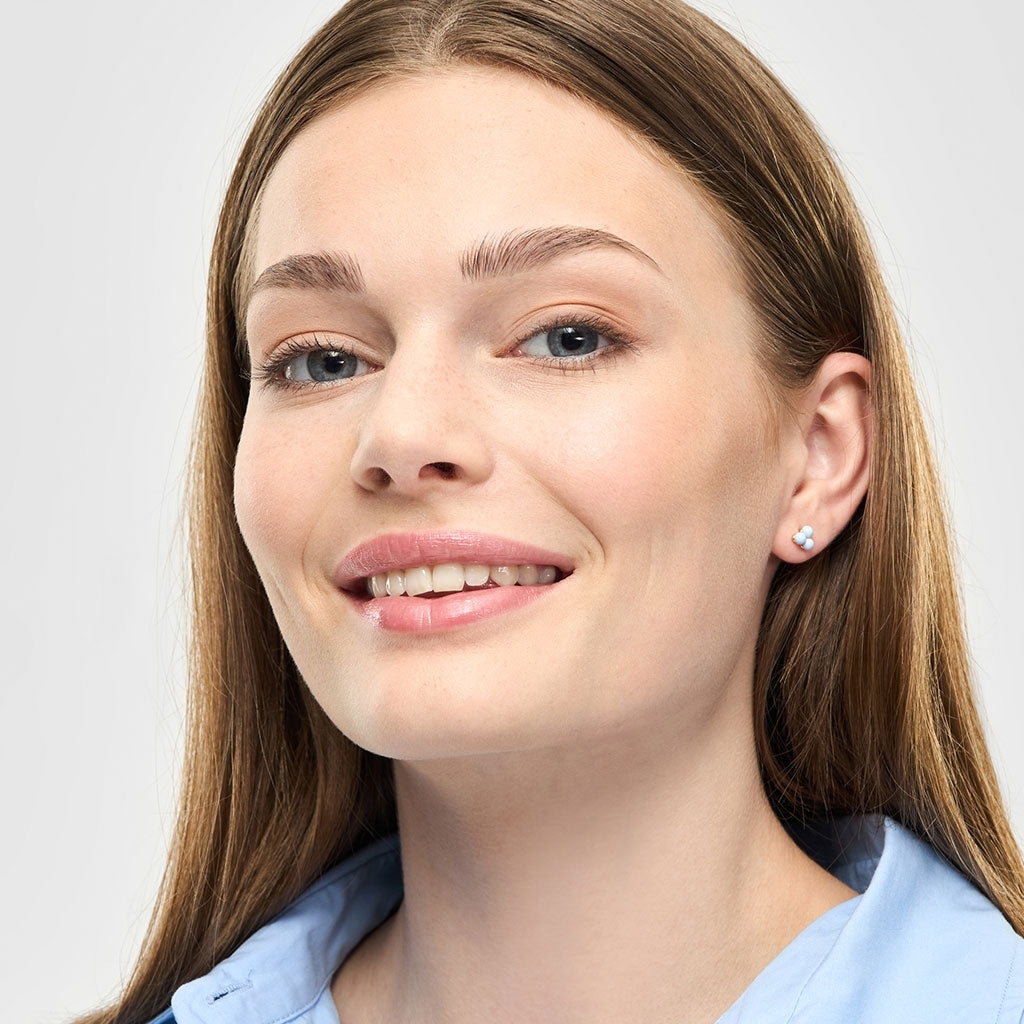 LULU Copenhagen Trio örhÀnge 1 st Ear stud, 1 pcs Skyride Blue