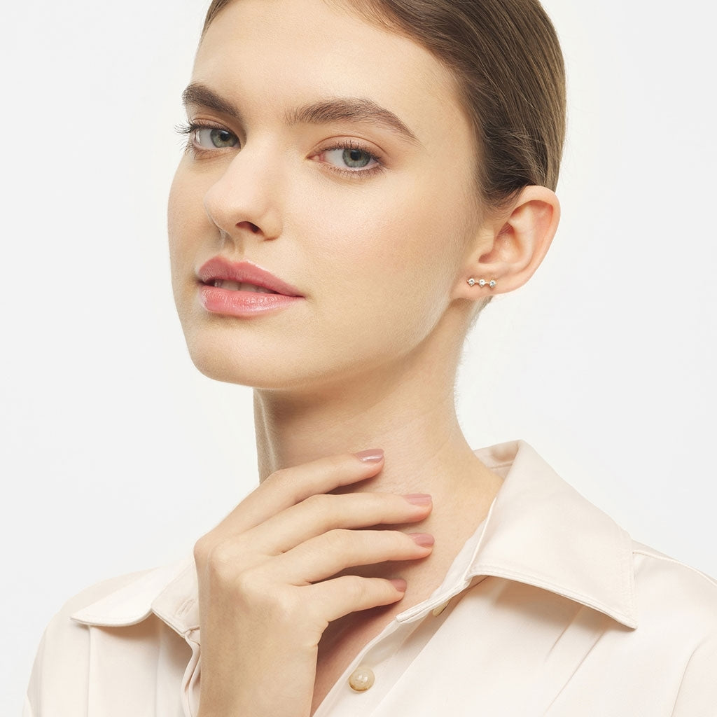 LULU Copenhagen 3 Crystals 1 st Ear stud, 1 pcs Silk