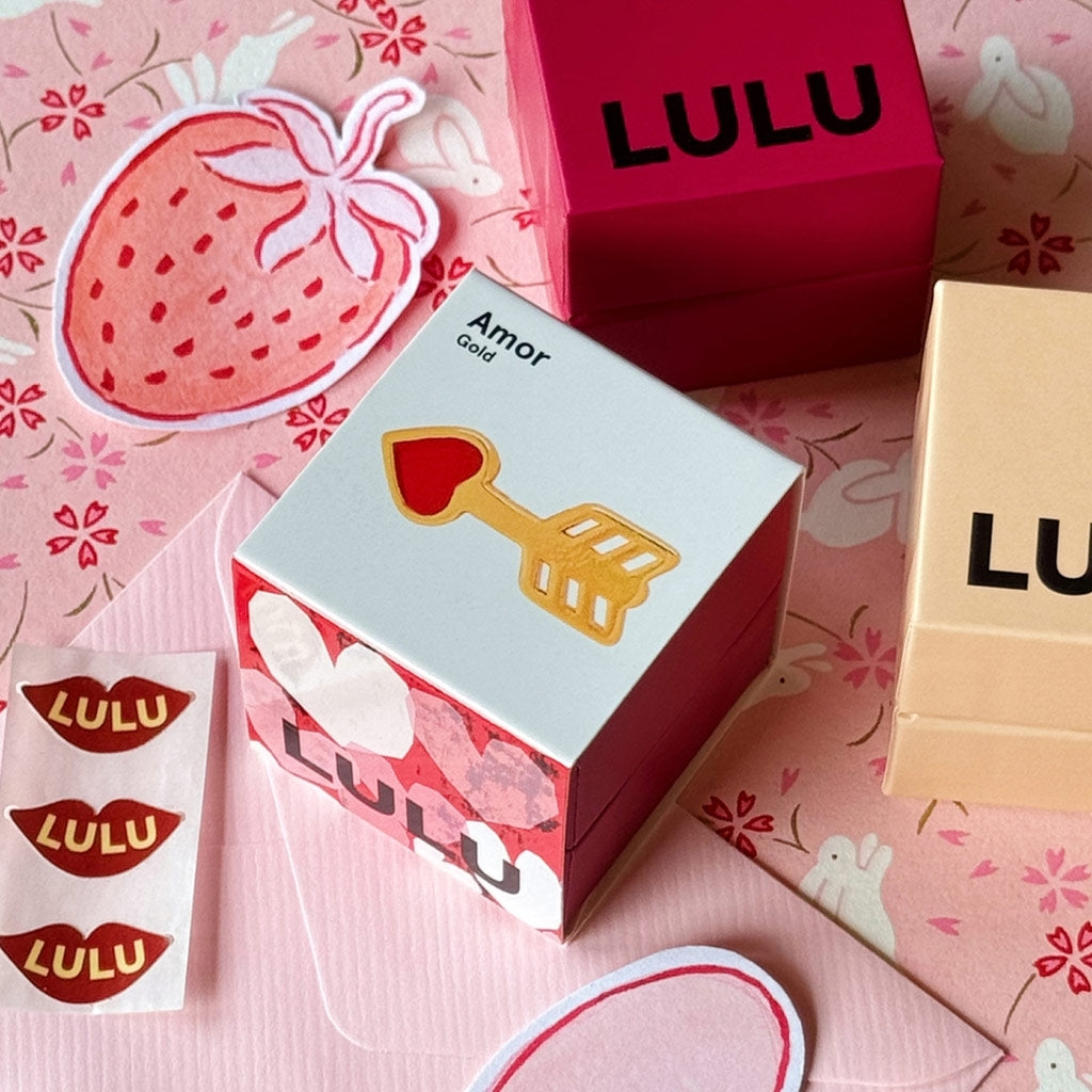 LULU Copenhagen Amor örhänge 1 st Ear stud, 1 pcs Guldpläterad