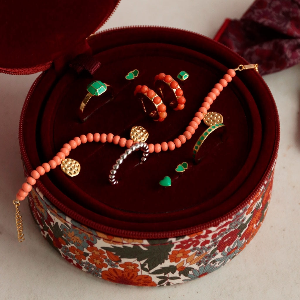 LULU Copenhagen Color Ball Armband Charms guldpläterad Bracelets Burnt Coral