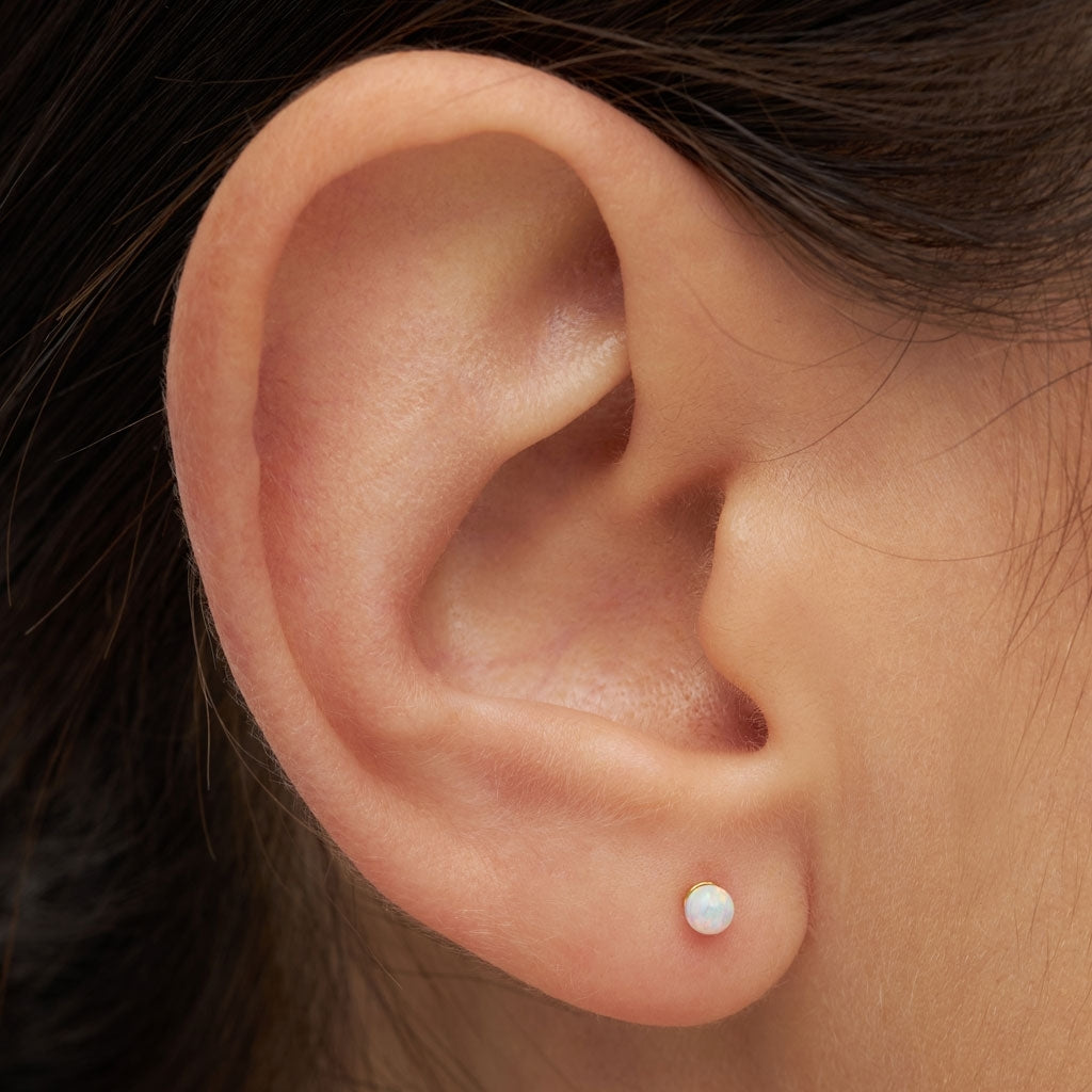 LULU Copenhagen Color Ball Stone örhänge 1 st Ear stud, 1 pcs Opal