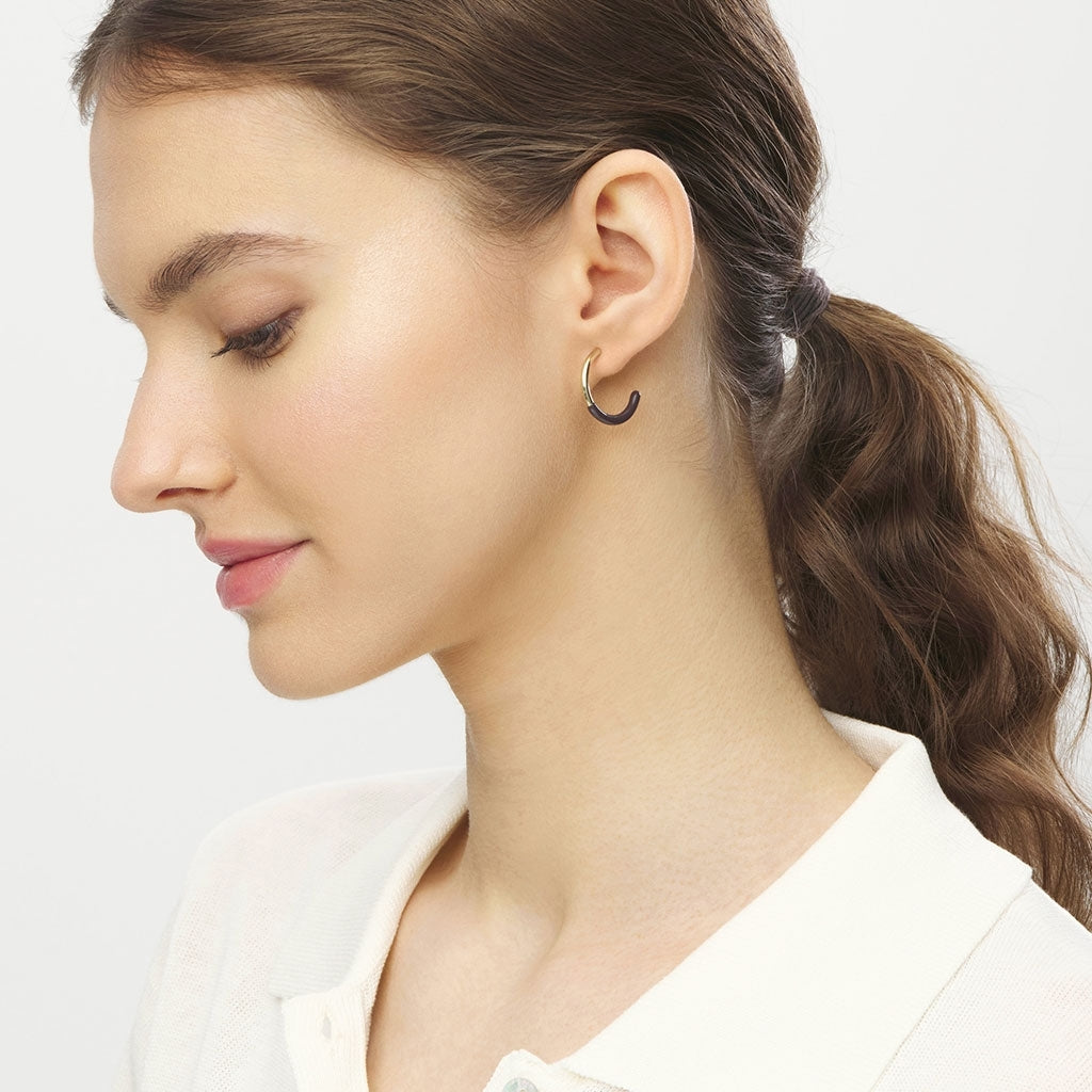 LULU Copenhagen Color Hoop half Dip Medium par - Guldpläterad mässing Hoops Cocoa Powder
