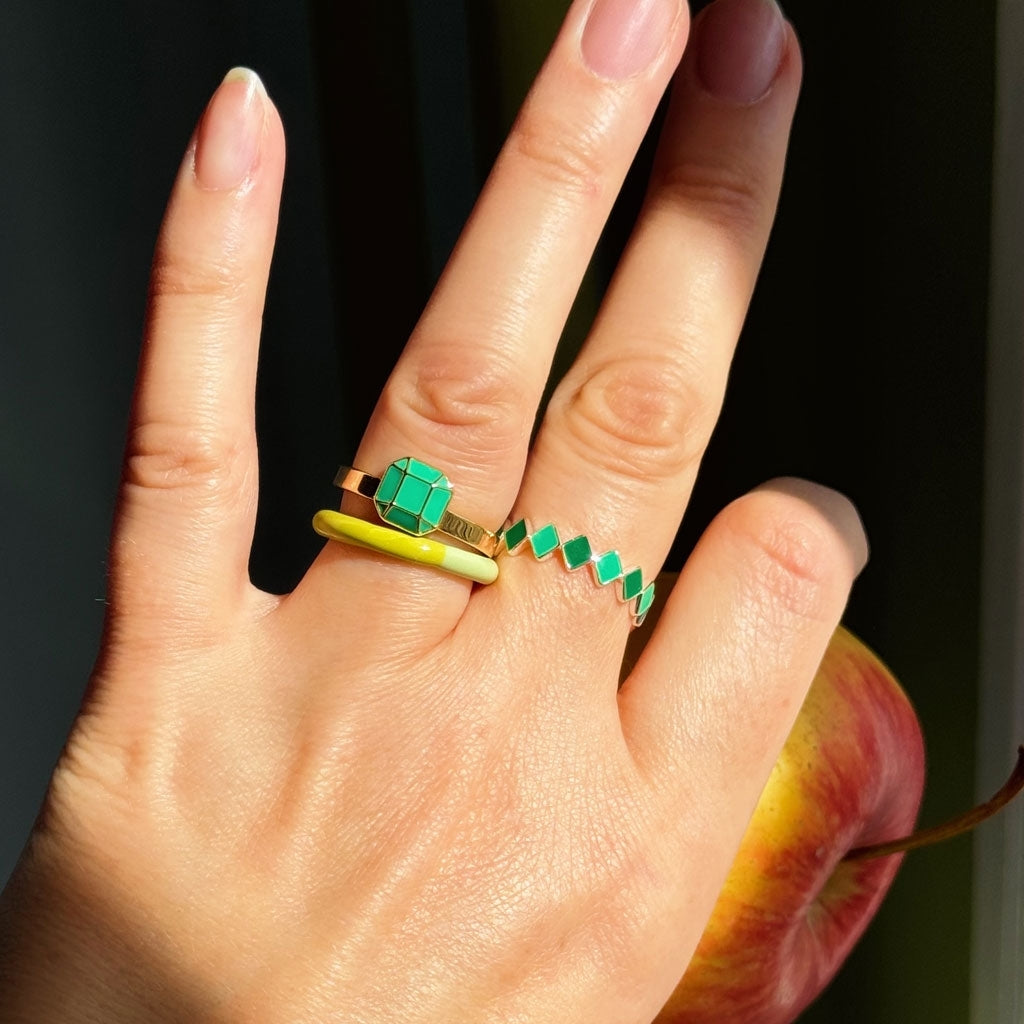 LULU Copenhagen Diamond Ring Large guldpläterad Rings Ljusgrön
