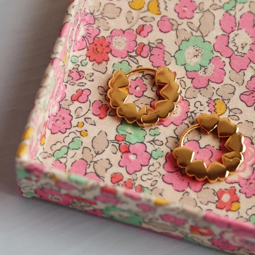 LULU Copenhagen Heart Hoops Par Hoops Guldpläterad