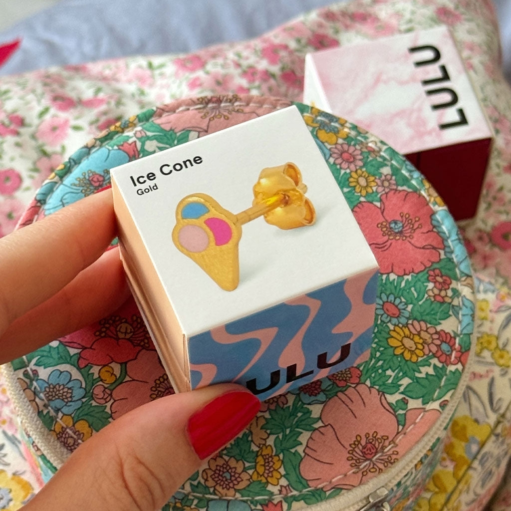 LULU Copenhagen Ice cone örhänge 1 st Ear stud, 1 pcs Guldpläterad