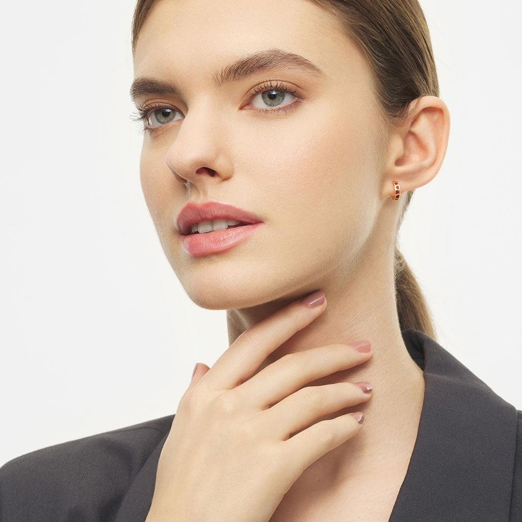 LULU Copenhagen Love Repeat hoops par - Guldplateräd Hoops Cocoa Powder