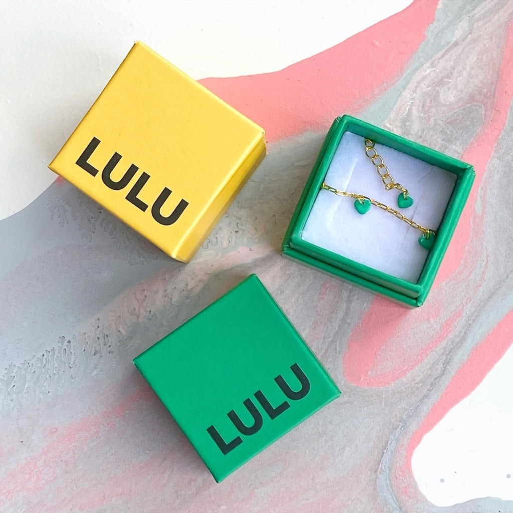 LULU Copenhagen Love U Armband guldpläterad Bracelets Ljusgrön