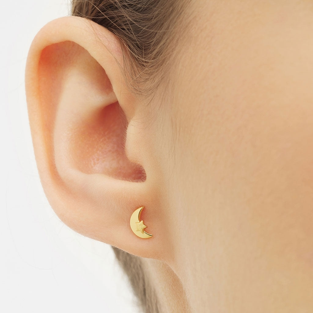 LULU Copenhagen Moon & Star örhänge 1 st Ear stud, 1 pcs Guldpläterad
