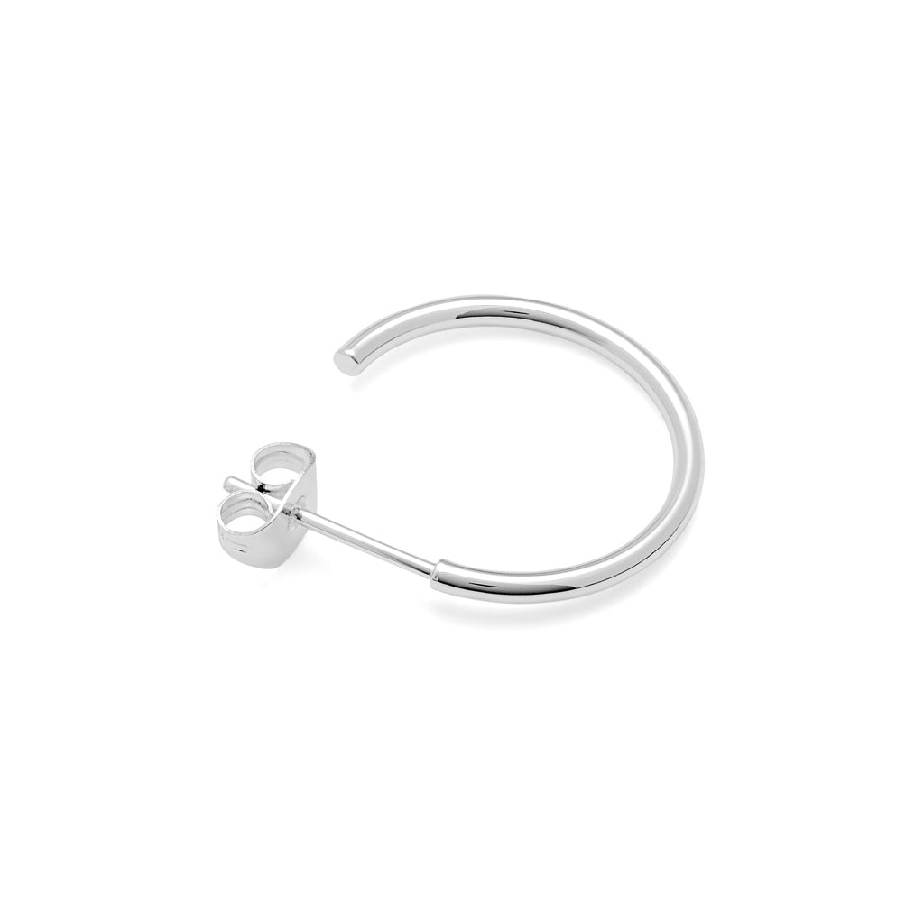 LULU Copenhagen Non Hoops Medium par skinande Hoops Silver Plated