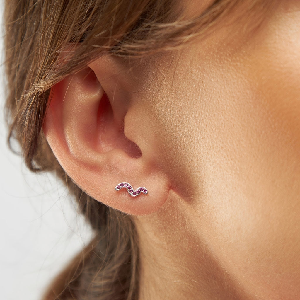 LULU Copenhagen Snaky örhänge 1 st silverpläterad Ear stud, 1 pcs Pink