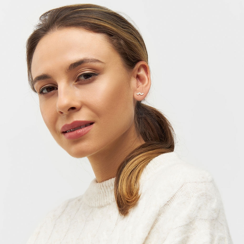 LULU Copenhagen Snaky örhänge 1 st Ear stud, 1 pcs Vit