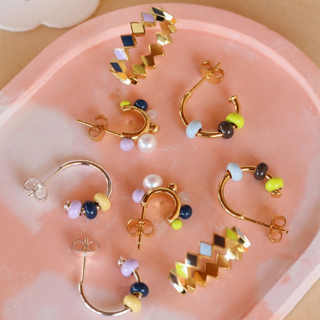 LULU Copenhagen Space Hoops Par guldplateräd Hoops Milky Way