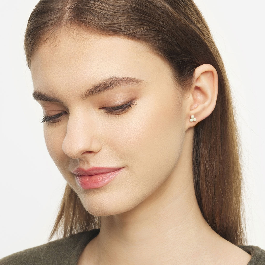 LULU Copenhagen Trio örhänge 1 st Ear stud, 1 pcs Coconut Milk