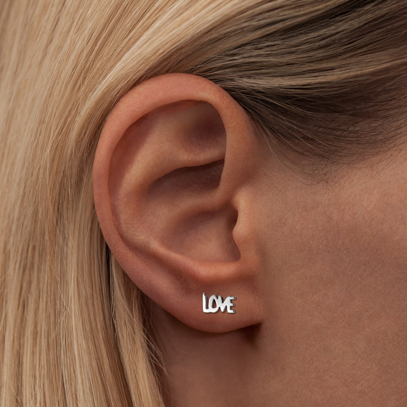 LULU Copenhagen Word - Love 1 st Ear stud, 1 pcs Silver