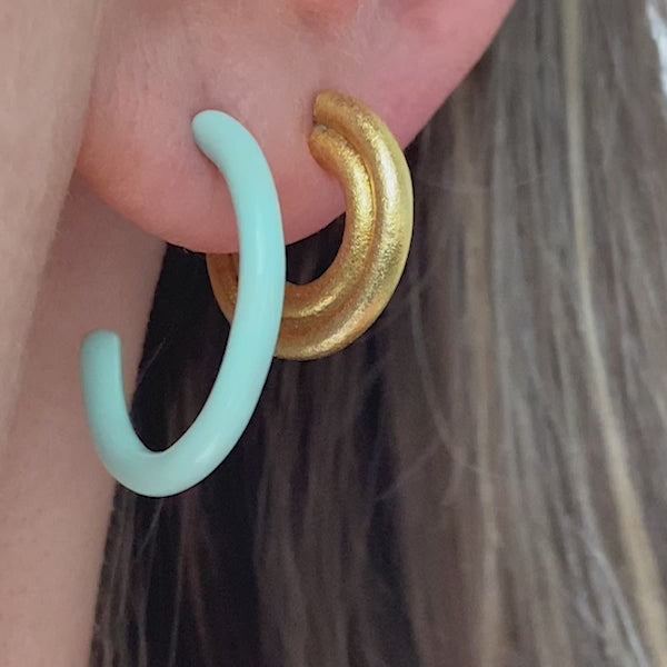 LULU Copenhagen Color Hoops Medium par Hoops Willow Green - Video preview