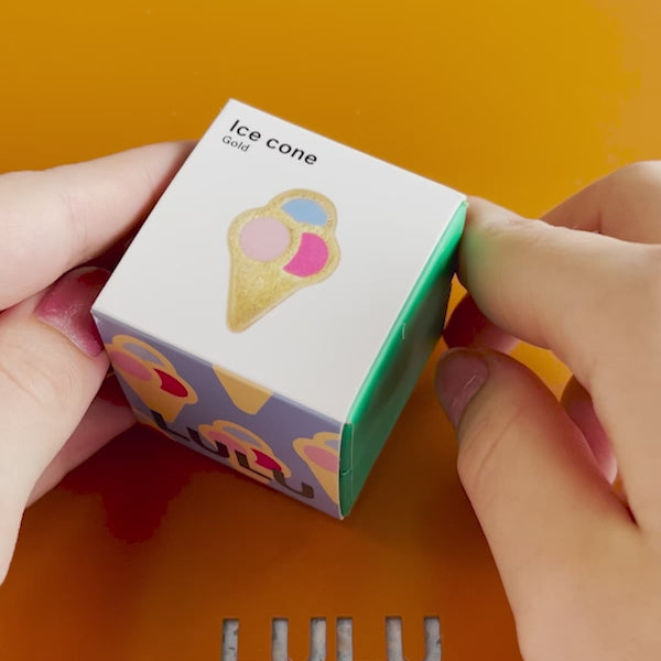 LULU Copenhagen Ice cone örhänge 1 st Ear stud, 1 pcs Guldpläterad - Video preview